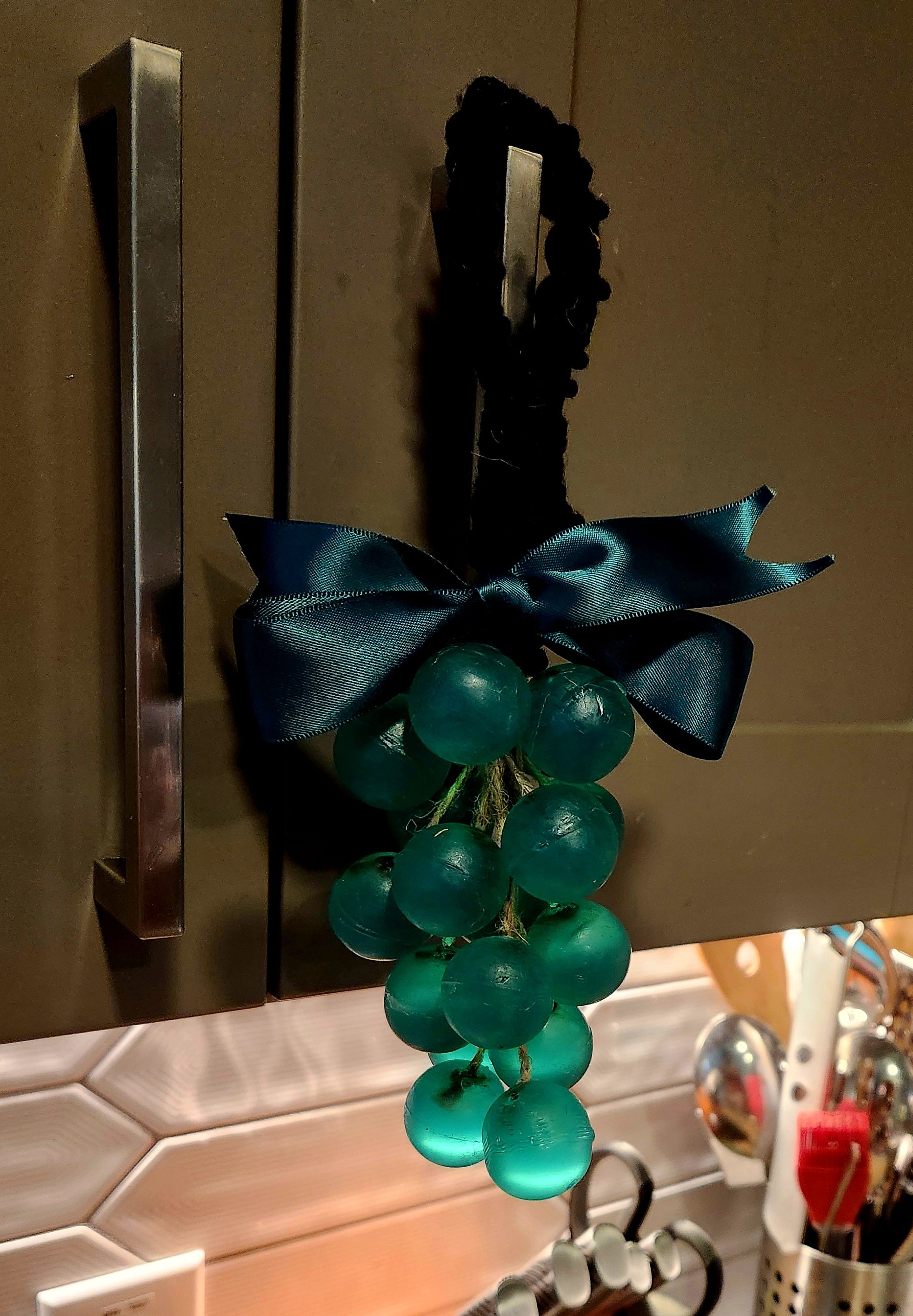 Grapevine Soap Cluster -Premium